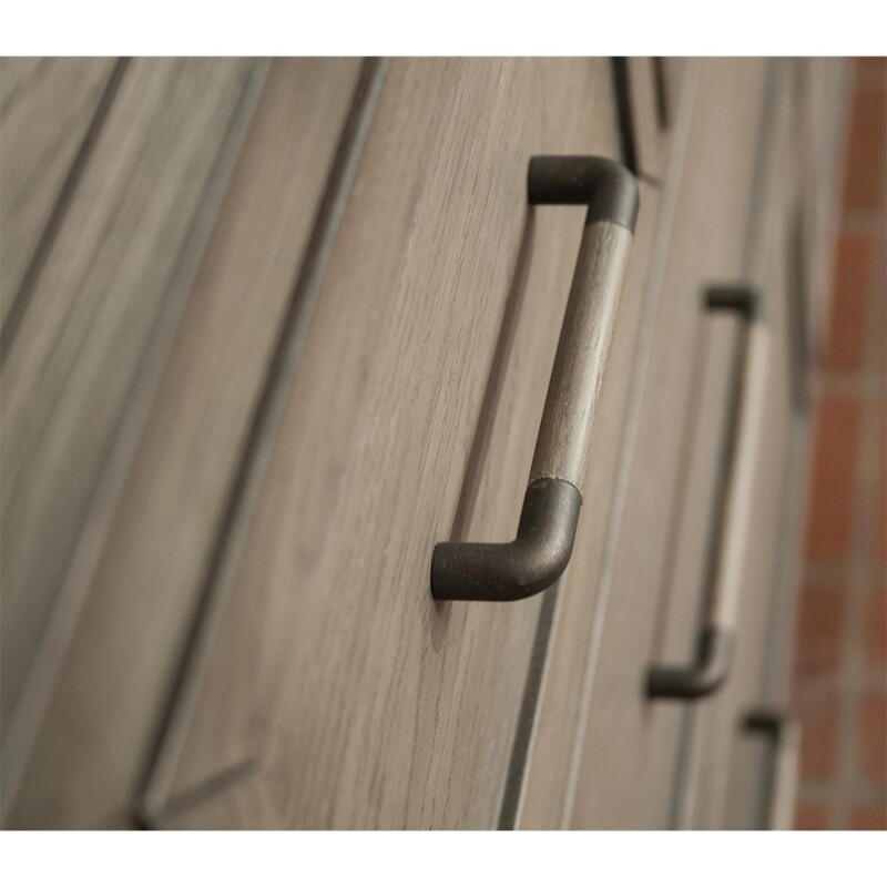 7-drawer Dresser - Image 4