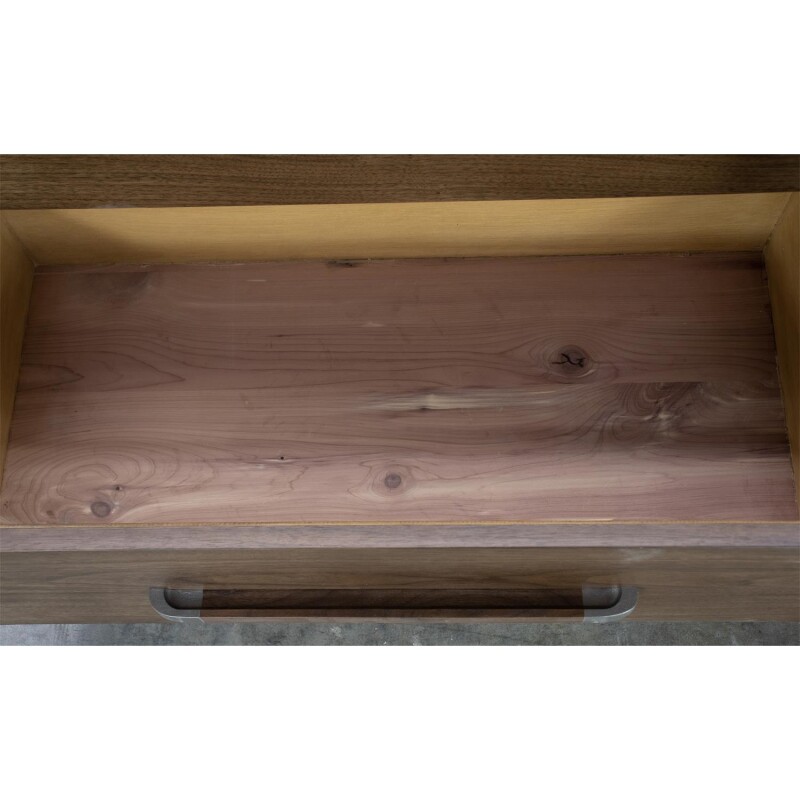 Dresser - Image 14
