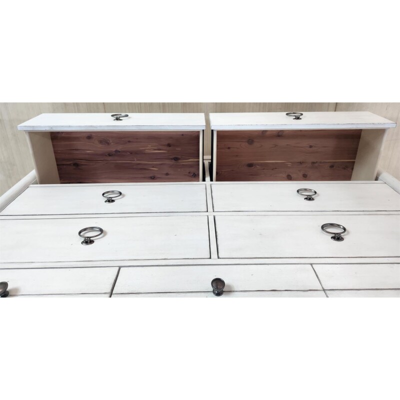 Dresser - Image 13