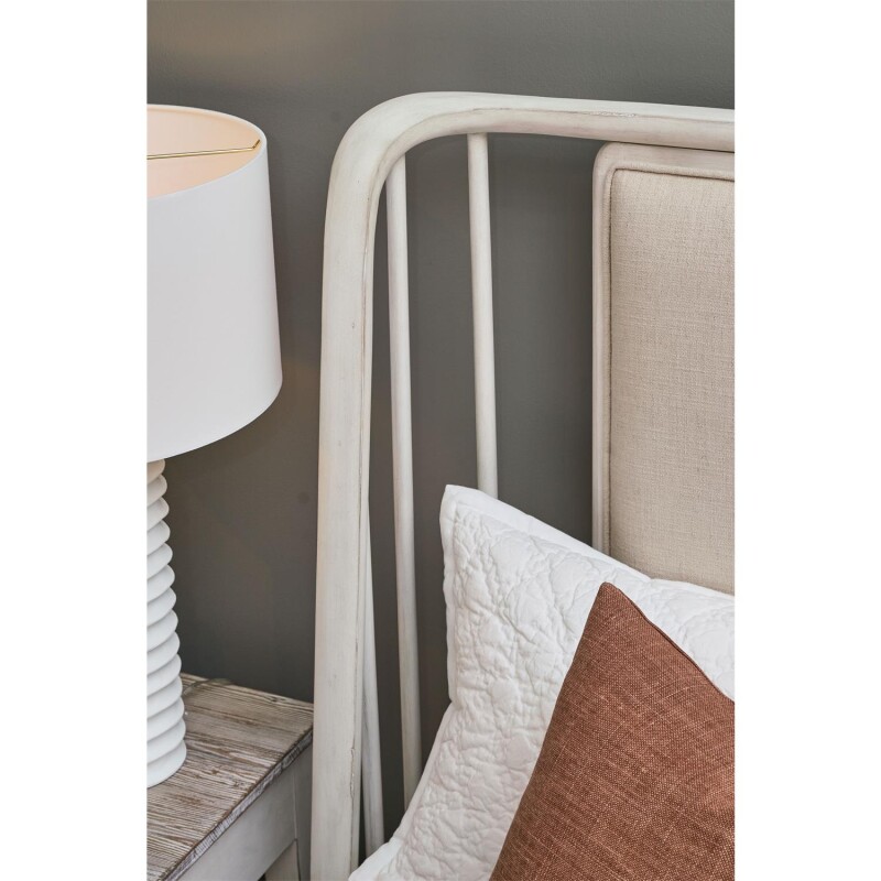 Maddox King Spindle Bed - Image 4